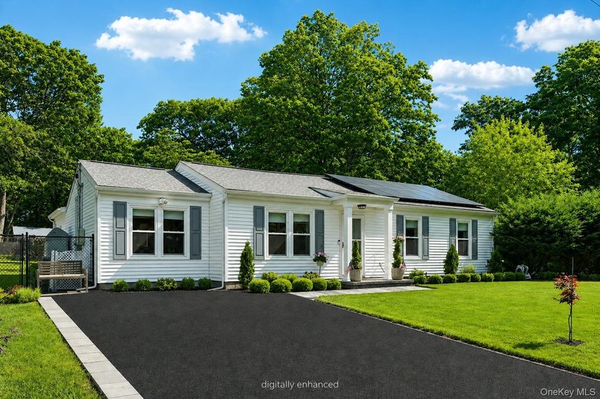 Welcome to this lovely renovated ranch in the Lake Panamoka - Beach Home for sale in Ridge, New York on Beachhouse.com