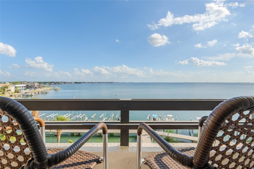 South Tampa/Beach Park open bay condo. Everyday is Saturday on - Beach Condo for sale in Tampa, Florida on Beachhouse.com