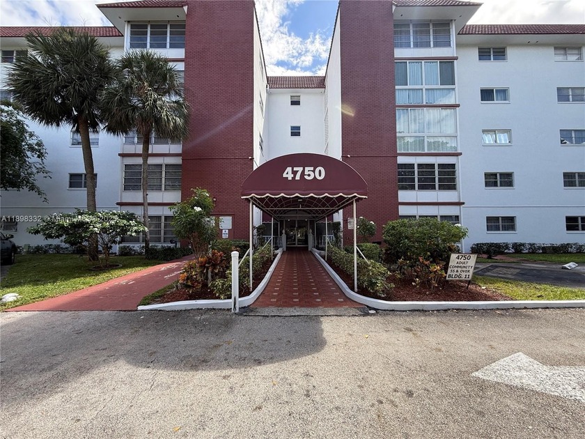 Welcome to Castle Gardens Building 11 -- a peaceful 55+ - Beach Condo for sale in Lauderhill, Florida on Beachhouse.com