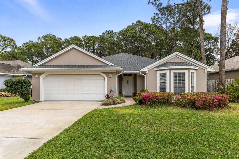 Perfectly positioned in Miramar Beach, this beautifully updated - Beach Home for sale in Miramar Beach, Florida on Beachhouse.com