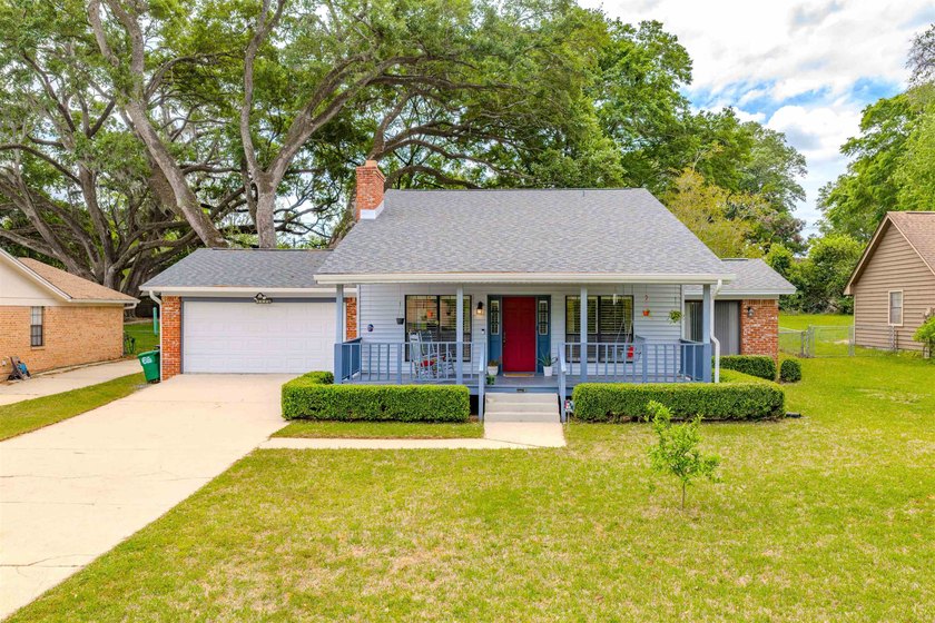 Come see this beautiful home perfect for a daily escape! From - Beach Home for sale in Tallahassee, Florida on Beachhouse.com
