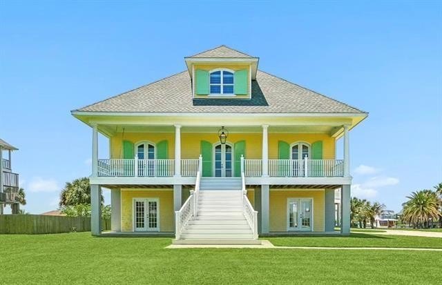 Welcome to waterfront living in Slidell on over 1 acre lot! This - Beach Home for sale in Slidell, Louisiana on Beachhouse.com