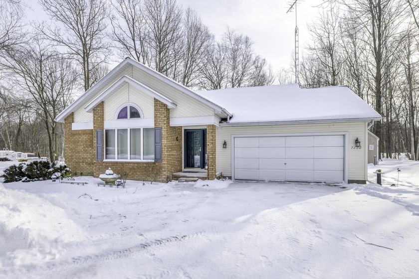 Welcome to 7178 Townsend Road in Lexington Township! This 3 - Beach Home for sale in Applegate, Michigan on Beachhouse.com