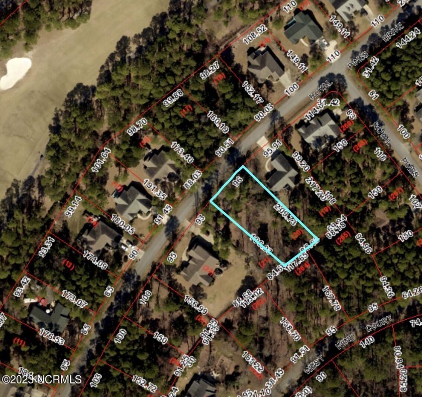 Excellent Homesite in a Gated waterfront-Golf community. Very - Beach Lot for sale in New Bern, North Carolina on Beachhouse.com