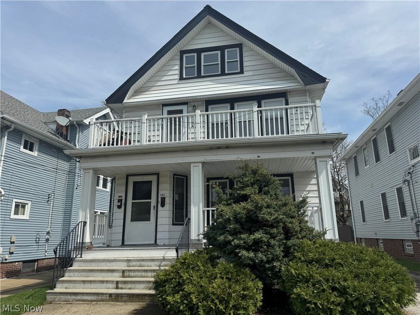 Excellent opportunity to own a multifamily property in the - Beach Home for sale in Lakewood, Ohio on Beachhouse.com