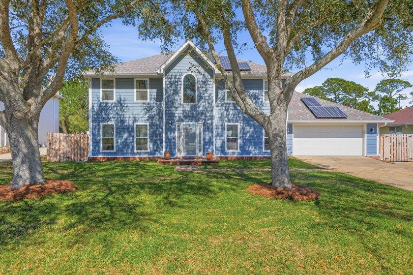 Fully renovated modern-coastal home in Emerald Pointe on - Beach Home for sale in Mary Esther, Florida on Beachhouse.com