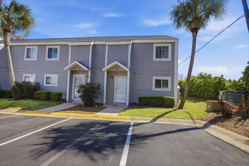Private beach access for residents along with two full-size - Beach Townhome/Townhouse for sale in Destin, Florida on Beachhouse.com