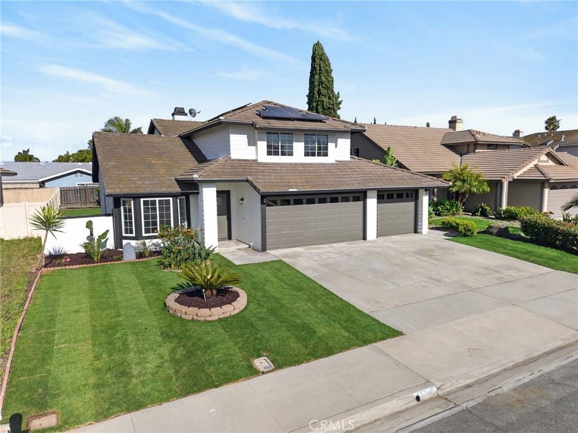 Seller entertaining offers between $925,000-$950,000. Currently - Beach Home for sale in Oceanside, California on Beachhouse.com