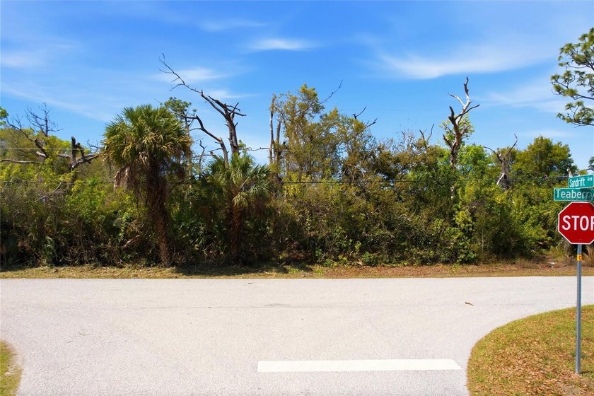 Build one or build two -- this rare double lot at 7449 & 7457 - Beach Lot for sale in Englewood, Florida on Beachhouse.com