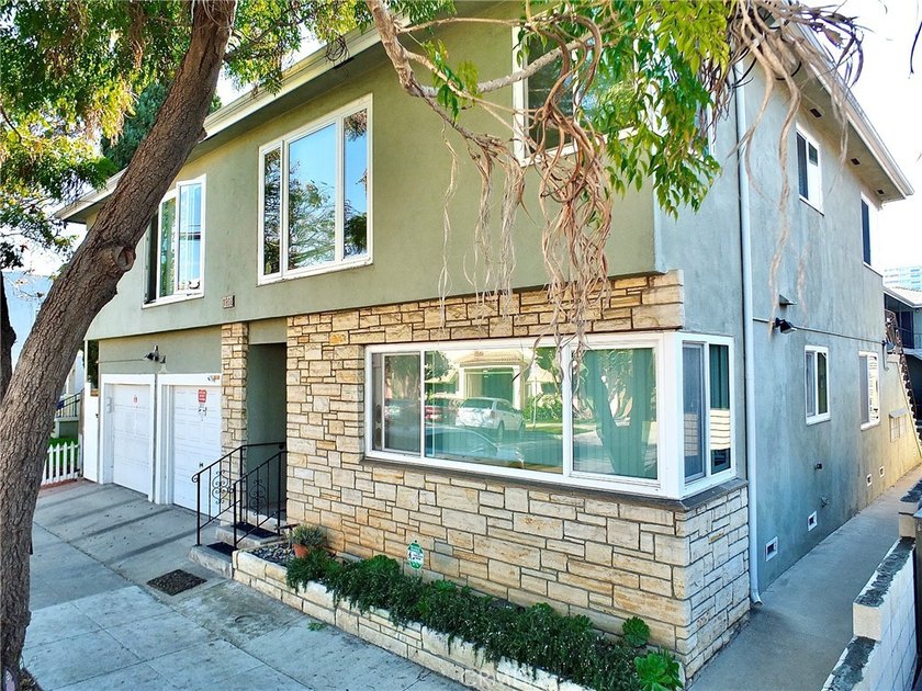 Charming upstairs 1 bed 1 bath condo for sale in the heart of - Beach Condo for sale in Long Beach, California on Beachhouse.com