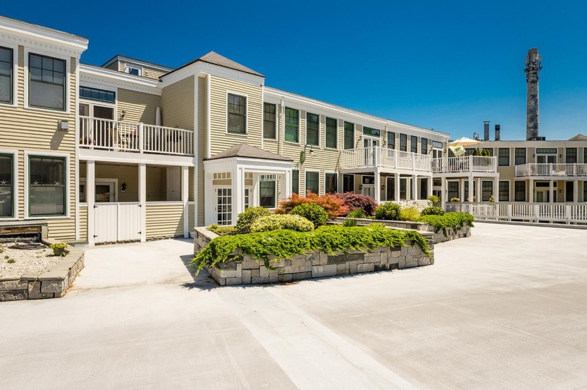 Welcome to this exceptional single-floor condominium nestled in - Beach Condo for sale in Camden, Maine on Beachhouse.com