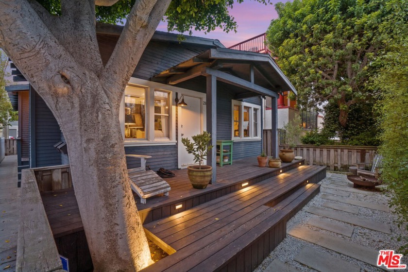 Don't miss this amazing opportunity in Venice! This - Beach Home for sale in Venice, California on Beachhouse.com