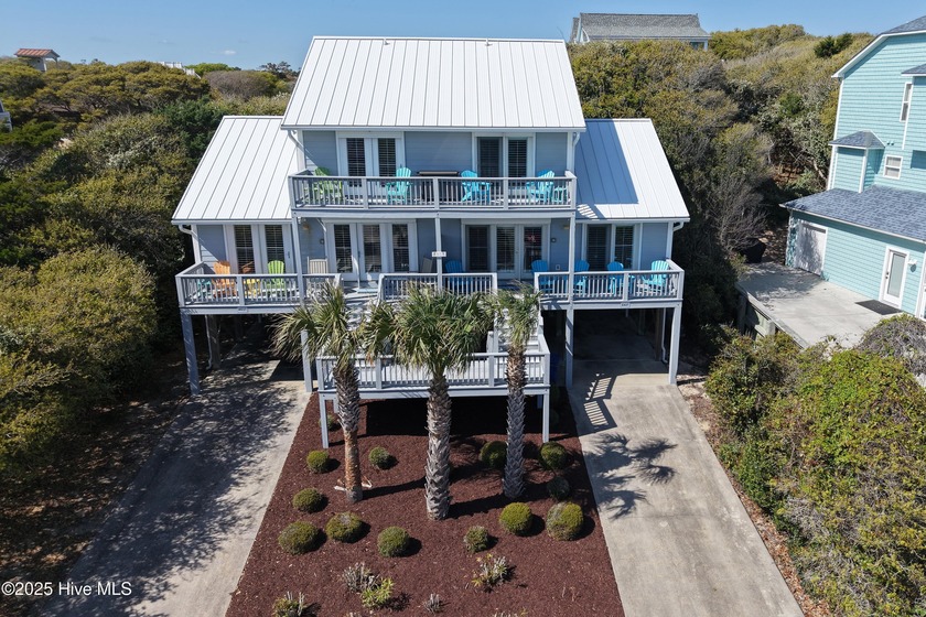 Offer Deadline July 7th at 6pm. Steps from the Beach in - Beach Home for sale in Emerald Isle, North Carolina on Beachhouse.com