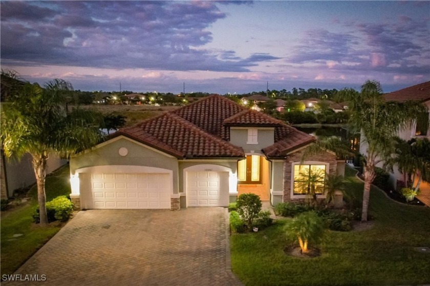 Stunning Hampton Park home right on Avalon Lake Circle. Seller - Beach Home for sale in Fort Myers, Florida on Beachhouse.com