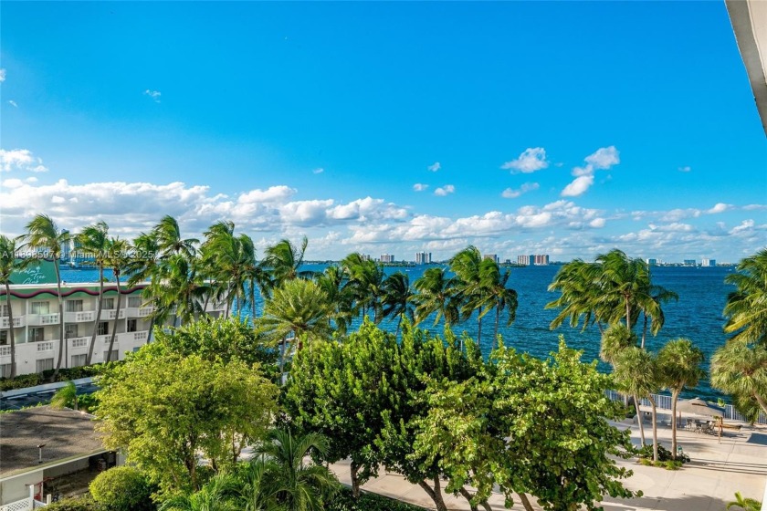 LARGE CONDO WITH BEAUTIFUL BAY VIEWS, NEW A/C , RIGHT OFF 79 ST - Beach Condo for sale in North Bay Village, Florida on Beachhouse.com