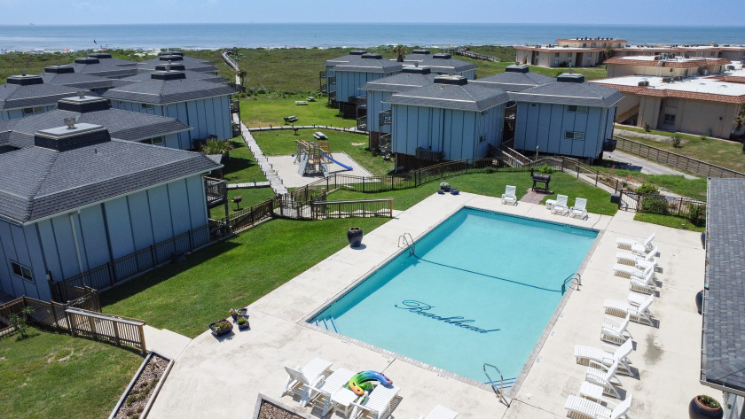 Heated pool, great views! Amazing - Beach Vacation Rentals in Port Aransas, Texas on Beachhouse.com