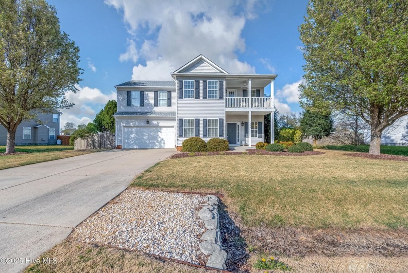 Welcome to Eagle Creek! This 4-bedroom, 2.5-bath home on a golf - Beach Home for sale in Moyock, North Carolina on Beachhouse.com