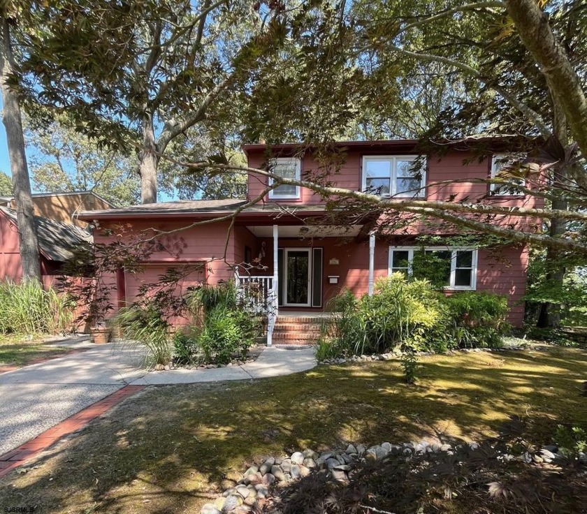 Situated on a quiet, dead-end street on a corner lot in a very - Beach Home for sale in Somers Point, New Jersey on Beachhouse.com