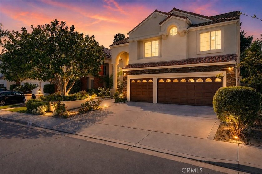 This beautiful single-family home located in the desirable - Beach Home for sale in Mission Viejo, California on Beachhouse.com