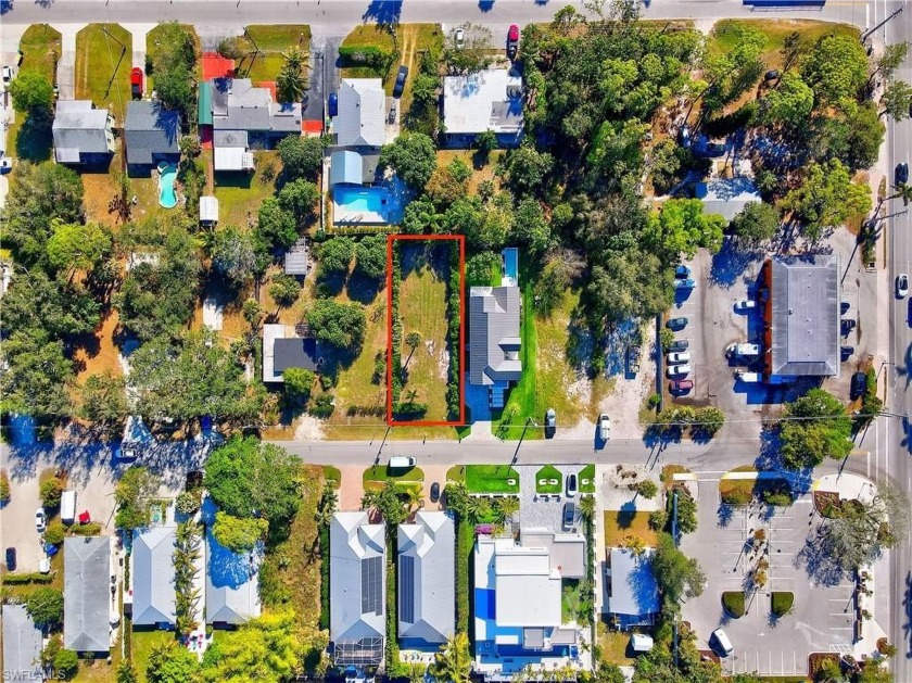 Prime Residential Lot in Naples, FL - Build Your Dream Home  

 - Beach Lot for sale in Naples, Florida on Beachhouse.com