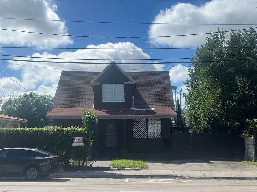PRIME MULTI-FAMILY INVESTMENT/ ZONED T4-R COMMERCIAL.
Located - Beach Commercial for sale in Miami, Florida on Beachhouse.com