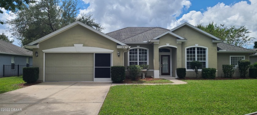 **SELLER MOTIVATED**PRESTINE**LAKEFRONT**Coventry Model**4 BEDS - Beach Home for sale in Ormond Beach, Florida on Beachhouse.com
