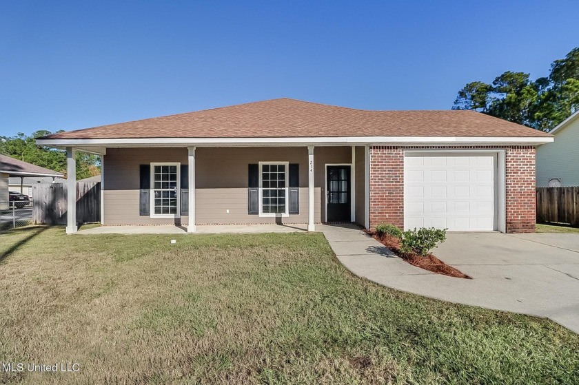 Welcome to this beautiful completely updated home with excellent - Beach Home for sale in Waveland, Mississippi on Beachhouse.com