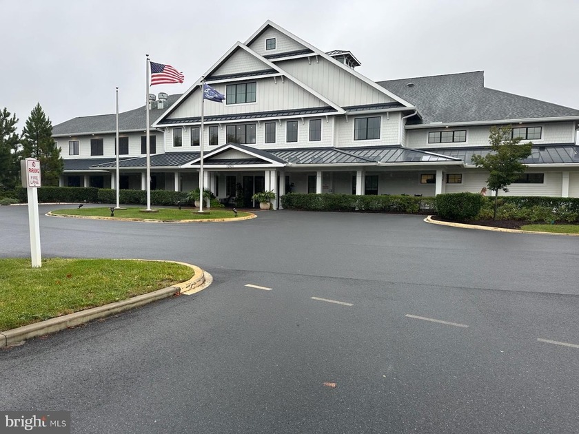 Beautifully decorated large six bedroom, five bath home now - Beach Home for sale in Selbyville, Delaware on Beachhouse.com