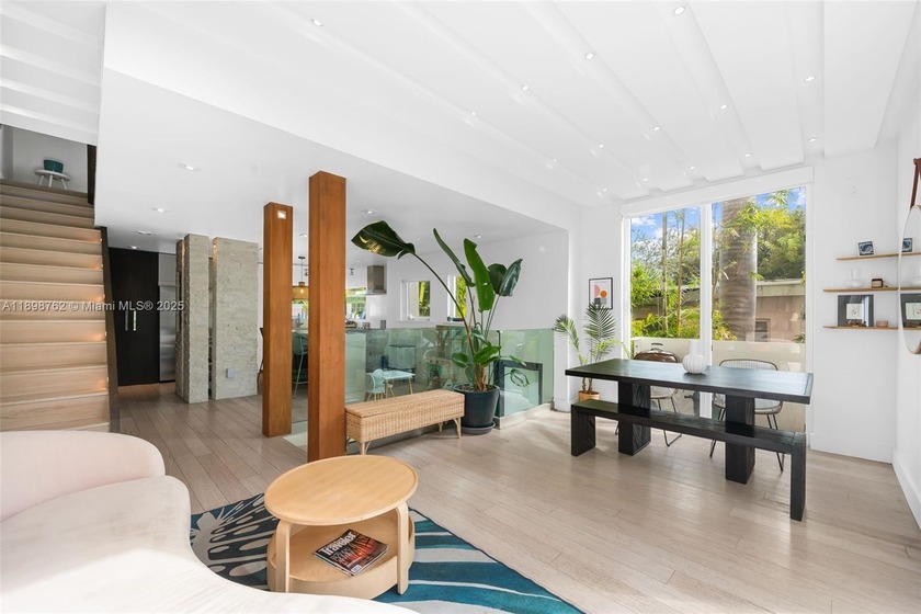 Rare opportunity to own an exceptional tri-level corner - Beach Townhome/Townhouse for sale in Miami Beach, Florida on Beachhouse.com