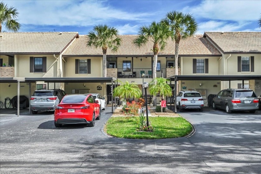 MOTIVATED SELLER!  ALL FURNITURE IN UNIT INCLUDED! SELLER WILL - Beach Condo for sale in Venice, Florida on Beachhouse.com