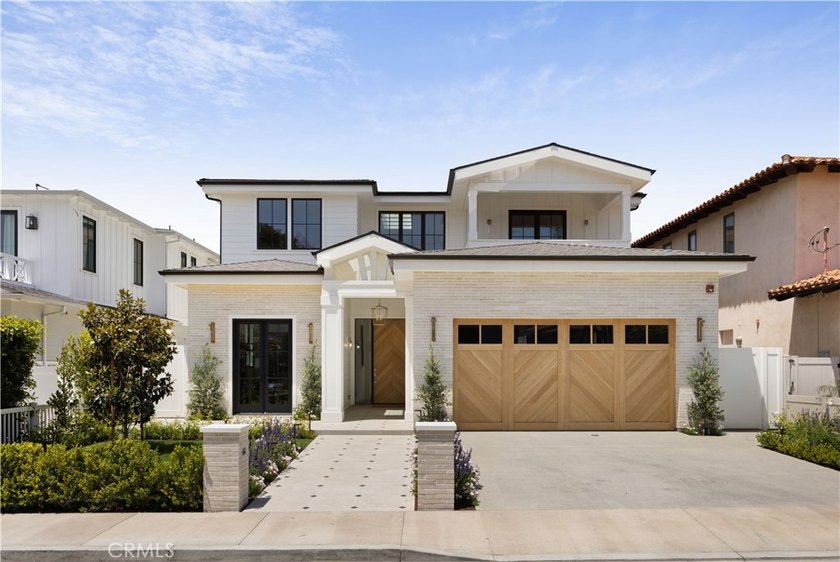 This extraordinary new construction residence in the coveted - Beach Home for sale in Manhattan Beach, California on Beachhouse.com