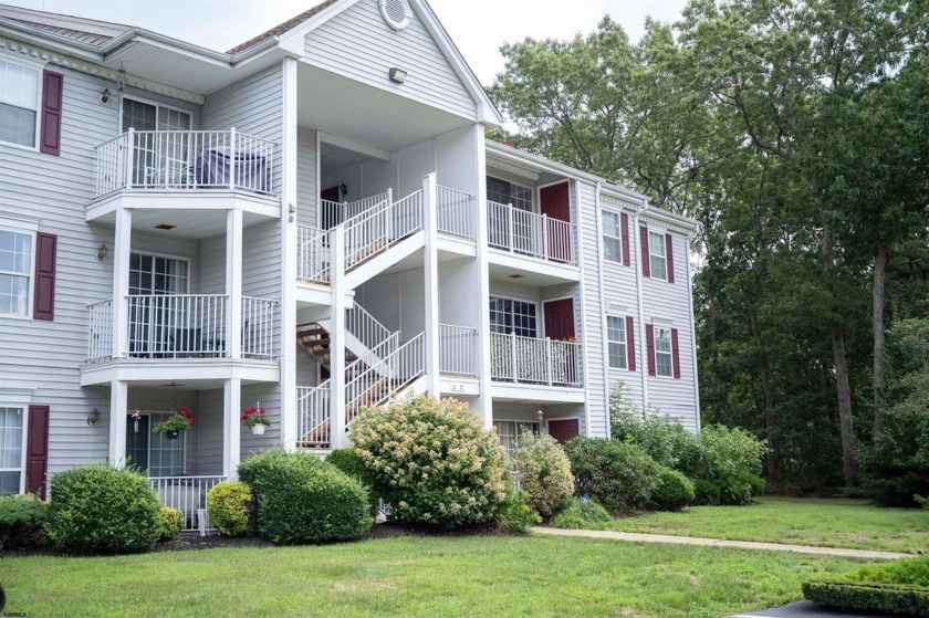 Charming 2-bedroom, 1-bath top-floor condo in a well-maintained - Beach Condo for sale in Galloway, New Jersey on Beachhouse.com