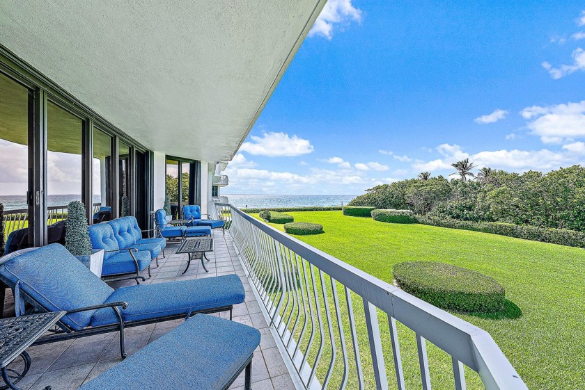 Sloans Curve is widely regarded as the most prestigious - Beach Condo for sale in Palm Beach, Florida on Beachhouse.com