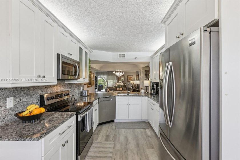 Welcome to this well-maintained 2-bedroom, 2-bath condo located - Beach Condo for sale in Boca Raton, Florida on Beachhouse.com