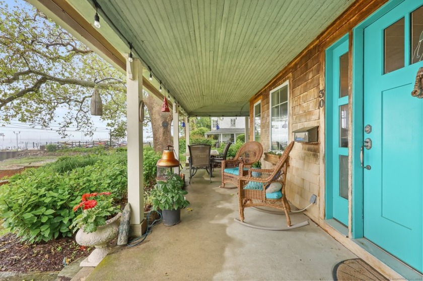 Welcome to the*Cottage By The Sea,* a charming colonial home - Beach Home for sale in Stratford, Connecticut on Beachhouse.com