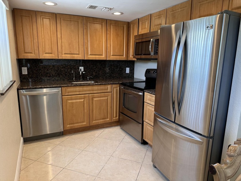 Discover comfort and convenience in this beautifully remodeled - Beach Condo for sale in Delray Beach, Florida on Beachhouse.com