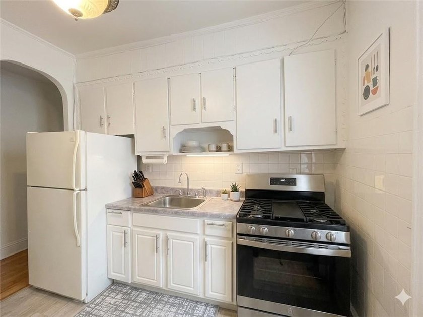 A LARGE 4-FAMILY SEMI-DETACHED HOME IN PRIME BRIGHTON BEACH! - Beach Home for sale in Brooklyn, New York on Beachhouse.com