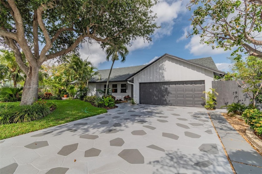 LIVE LIKE YOU'RE ON VACATION IN THIS NEWLY RENOVATED - Beach Home for sale in Delray  Beach, Florida on Beachhouse.com