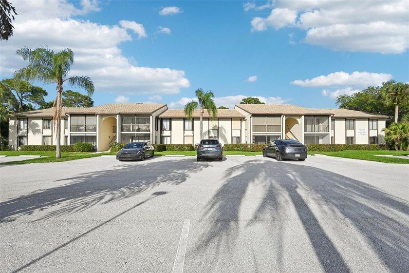 Spacious 2-bedroom condo with a great layout located in a - Beach Condo for sale in Palm City, Florida on Beachhouse.com
