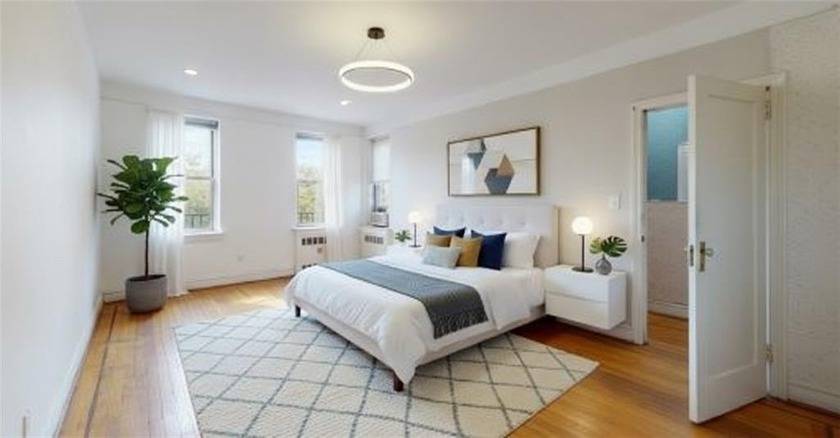 1 bedroom, 1 bath, 1000+ square feet ORIGINAL CONDITION - Beach Other for sale in Brooklyn, New York on Beachhouse.com