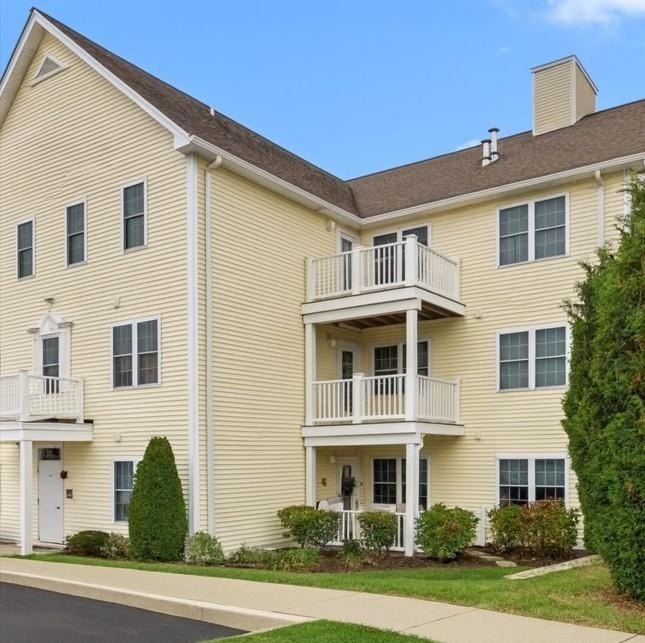 Welcome to The Residences at Saw Mill Square - a premier - Beach Condo for sale in North Kingstown, Rhode Island on Beachhouse.com