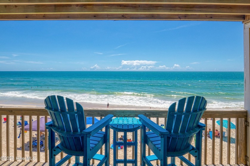 Welcome to Unit 825 at the Surf Condos, where stunning ocean - Beach Condo for sale in Surf City, North Carolina on Beachhouse.com