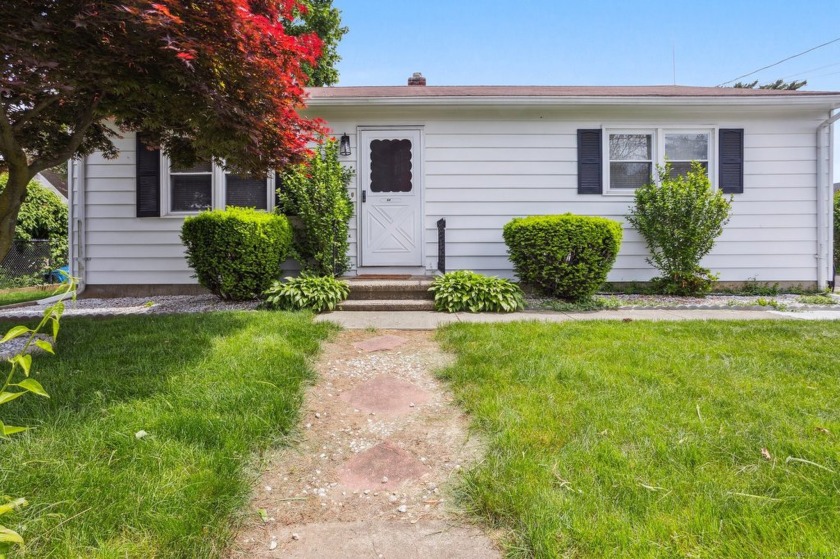 Location, location!! Don't miss your chance to see this charming - Beach Home for sale in Milford, Connecticut on Beachhouse.com