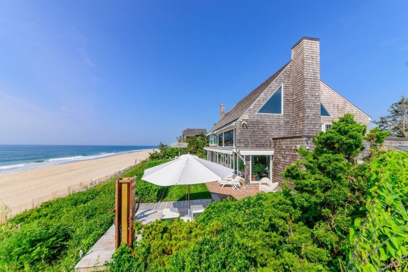 Immerse yourself in the ultimate luxury beachfront lifestyle - Beach Home for sale in East Hampton, New York on Beachhouse.com