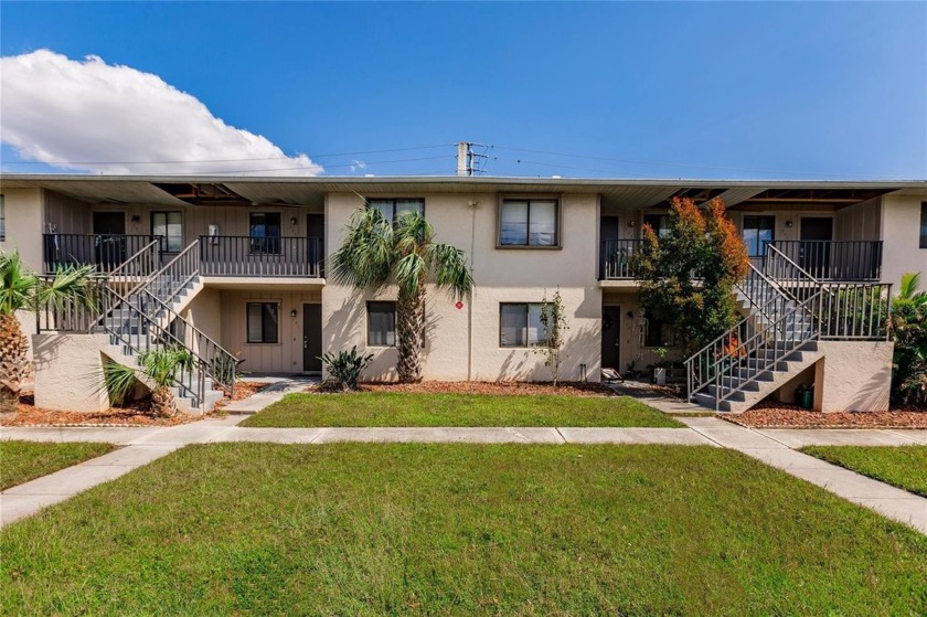 This 2nd floor 2 bedroom, 2 bath condo in the community of - Beach Condo for sale in Punta Gorda, Florida on Beachhouse.com