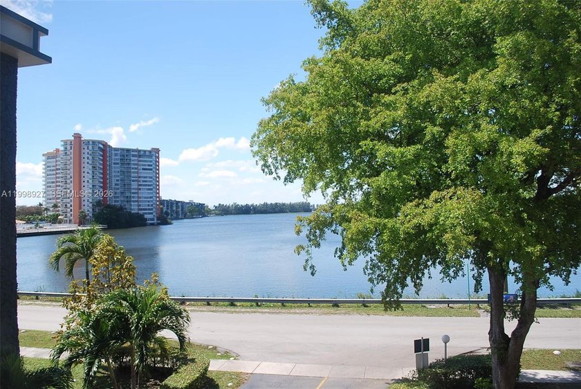 Spacious and well-kept 2BR/2BA corner unit located in the - Beach Condo for sale in Miami, Florida on Beachhouse.com