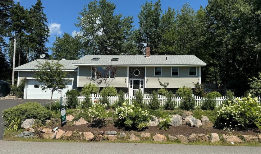 Welcome to Waypoint! This beautiful property shares a property - Beach Home for sale in Mount Desert, Maine on Beachhouse.com