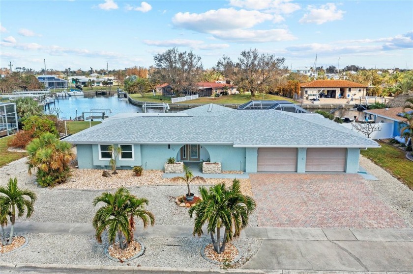 Boater's dream in Port Charlotte with sailboat access in mere - Beach Home for sale in Port Charlotte, Florida on Beachhouse.com