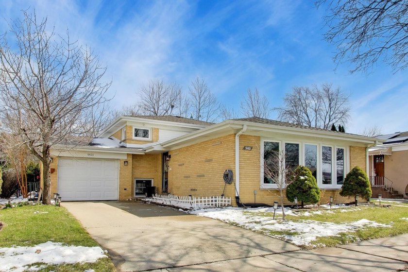 9401 Lavergne Ave - Beach Home for sale in Skokie, Illinois on Beachhouse.com