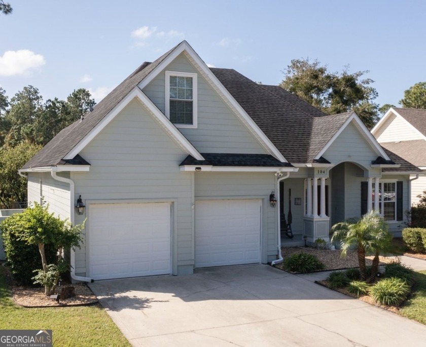 Beautiful 4 Bedroom/2.5 Bath home with a great floor plan - Beach Home for sale in Saint Marys, Georgia on Beachhouse.com